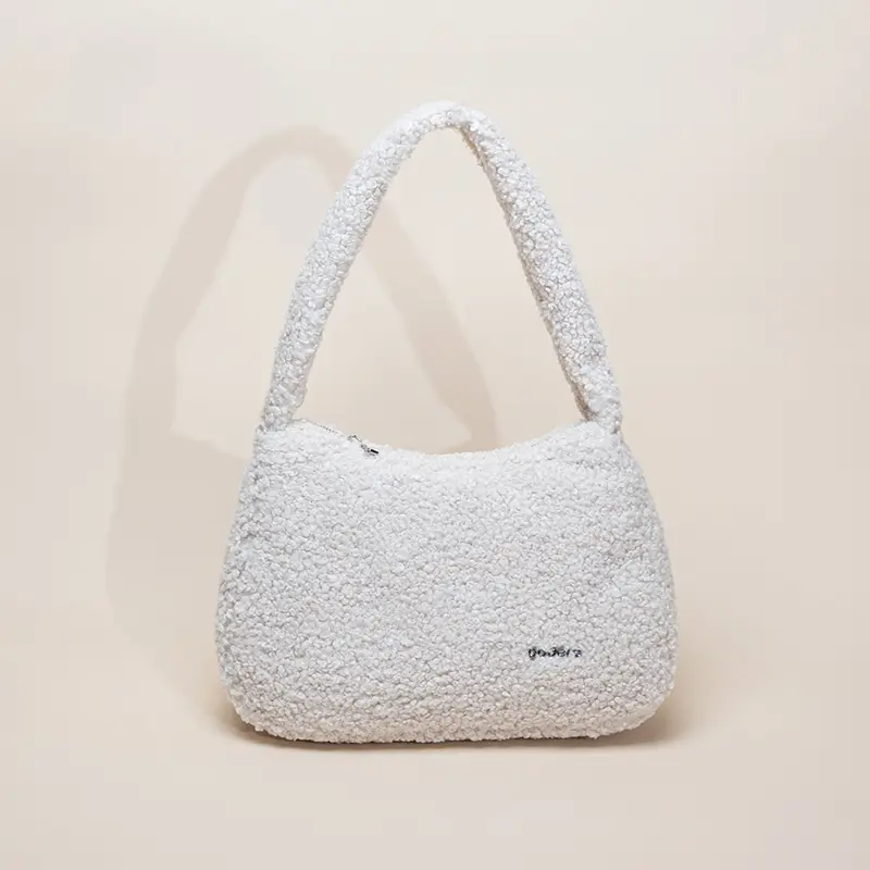 Plush underarm bag သည်နေ့စဉ်စတိုင်, လုပ်ဆောင်နိုင်စွမ်းကိုမည်သို့မြှင့်တင်ပေးသနည်း။