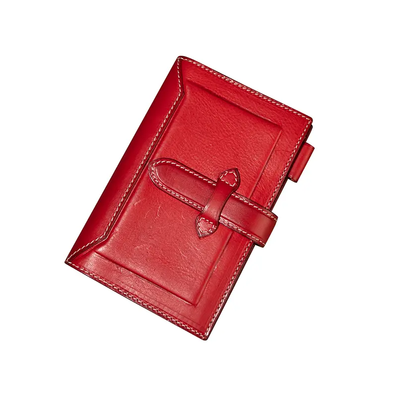 အနီရောင် Leather Notebook